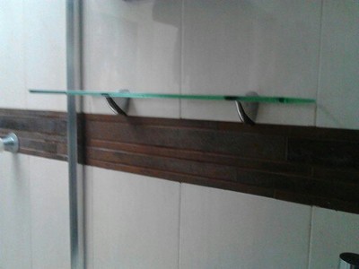 repisas de vidrio , clips satinados 